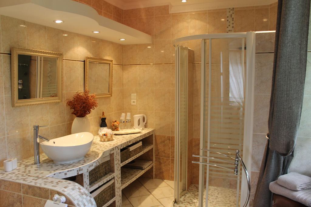 Chambres D'Hotes Le Bois Trinquille Saint-Viance Zimmer foto